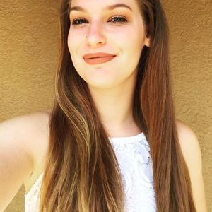 Meet your Posher, Mackenzie